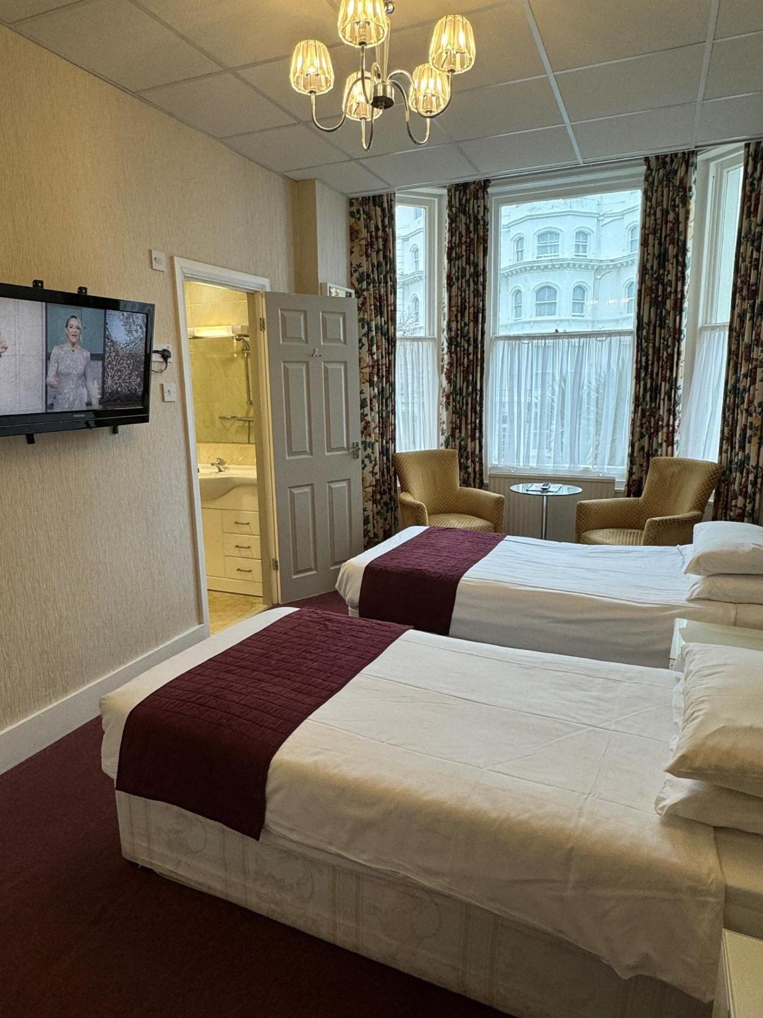 Haddon Hall Hotel 이스트본 객실 사진