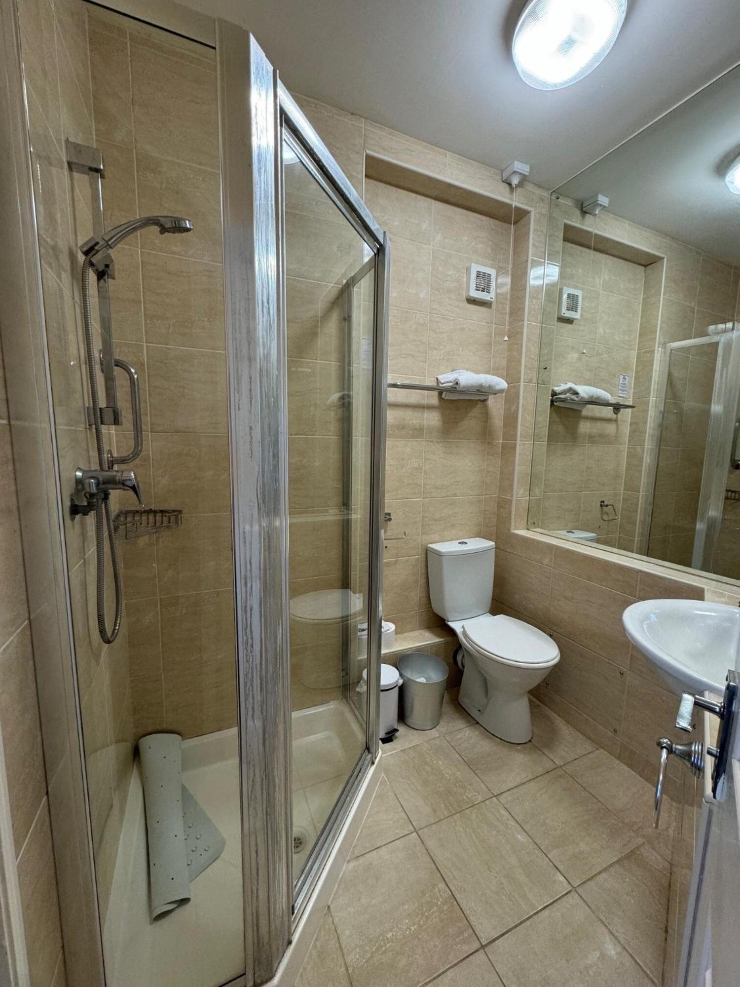 Haddon Hall Hotel 이스트본 객실 사진