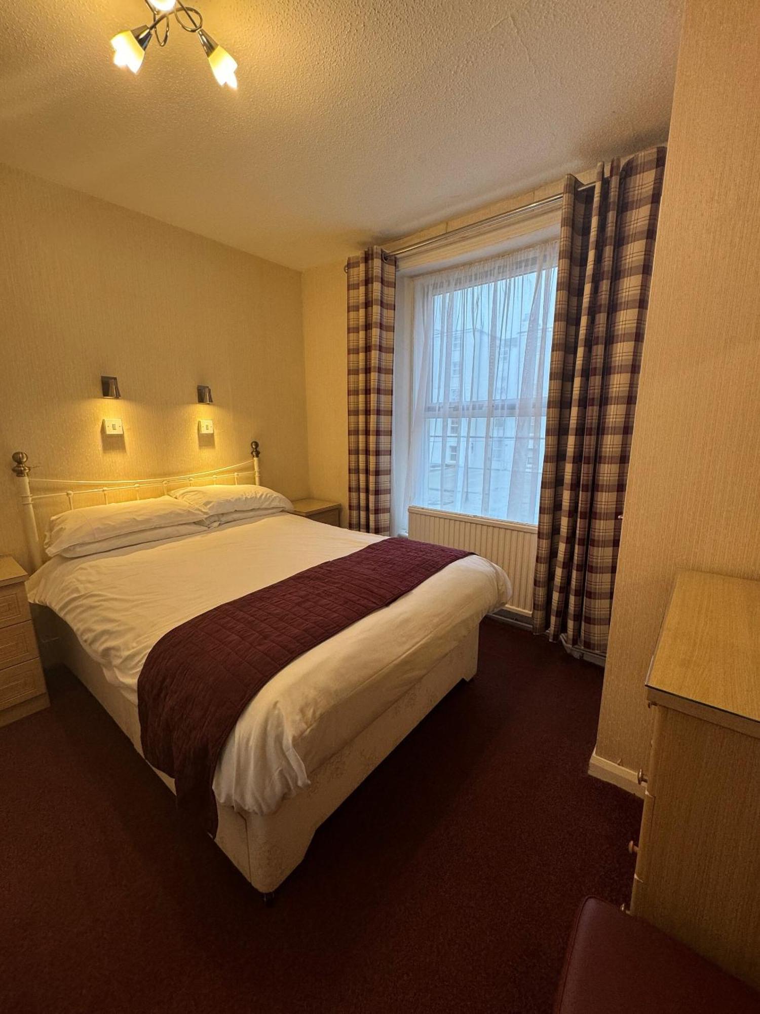 Haddon Hall Hotel 이스트본 객실 사진