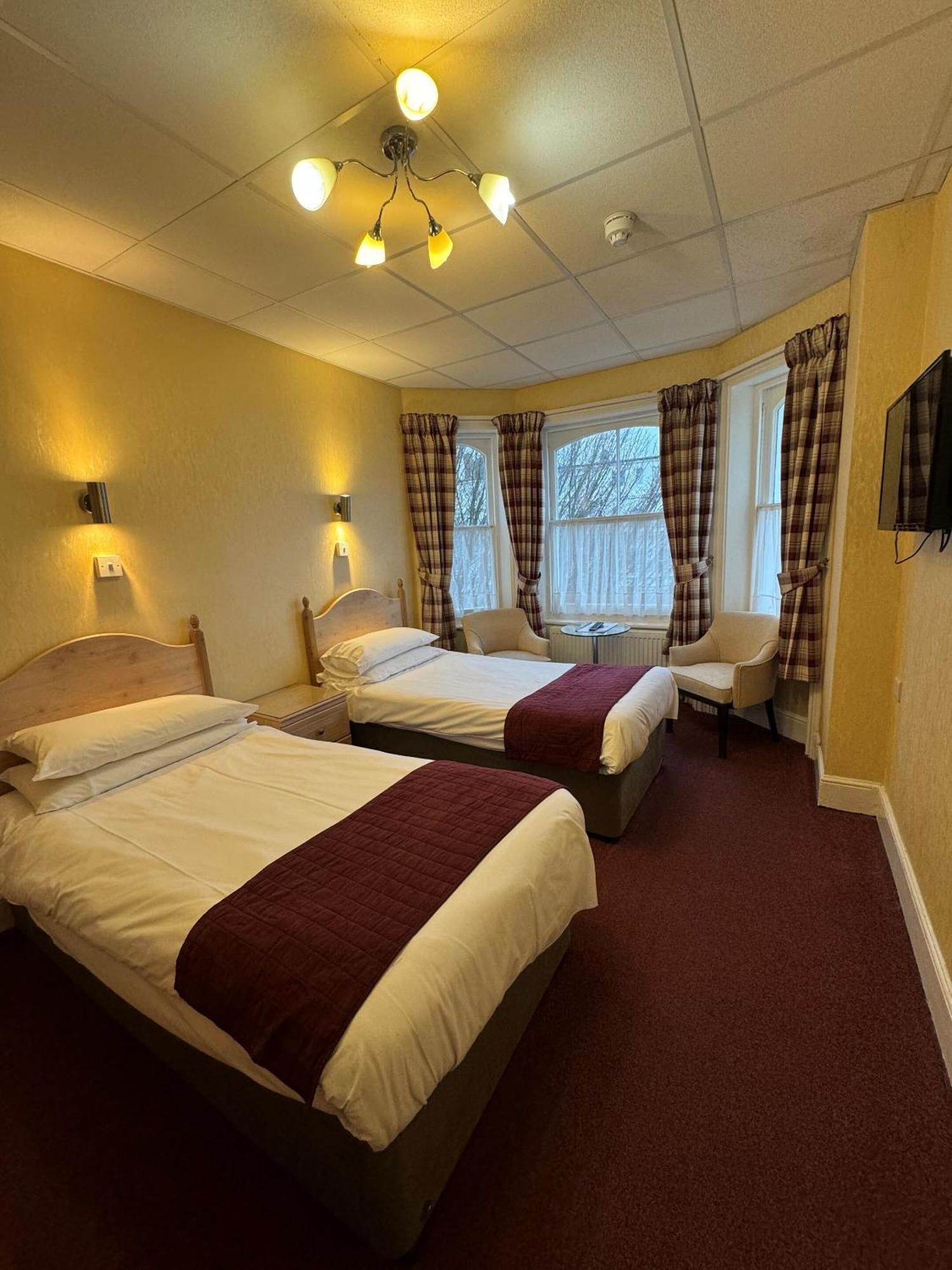 Haddon Hall Hotel 이스트본 객실 사진